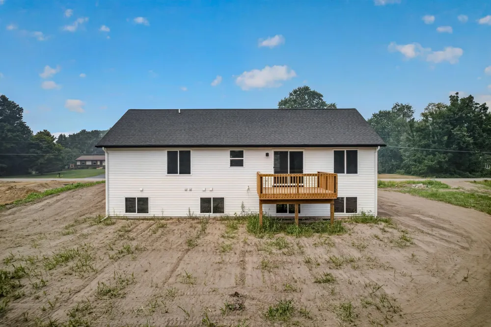11488 56th Avenue Allendale, MI 49401