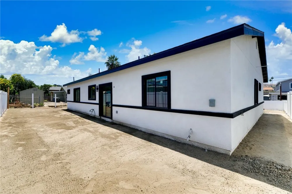 25996 Juanita Loma Linda, CA 92318