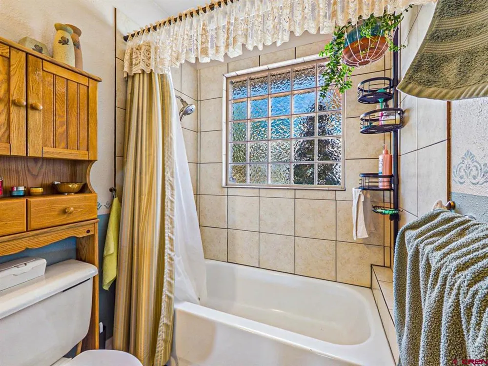 21582 Uintah Road Cedaredge, CO 81413