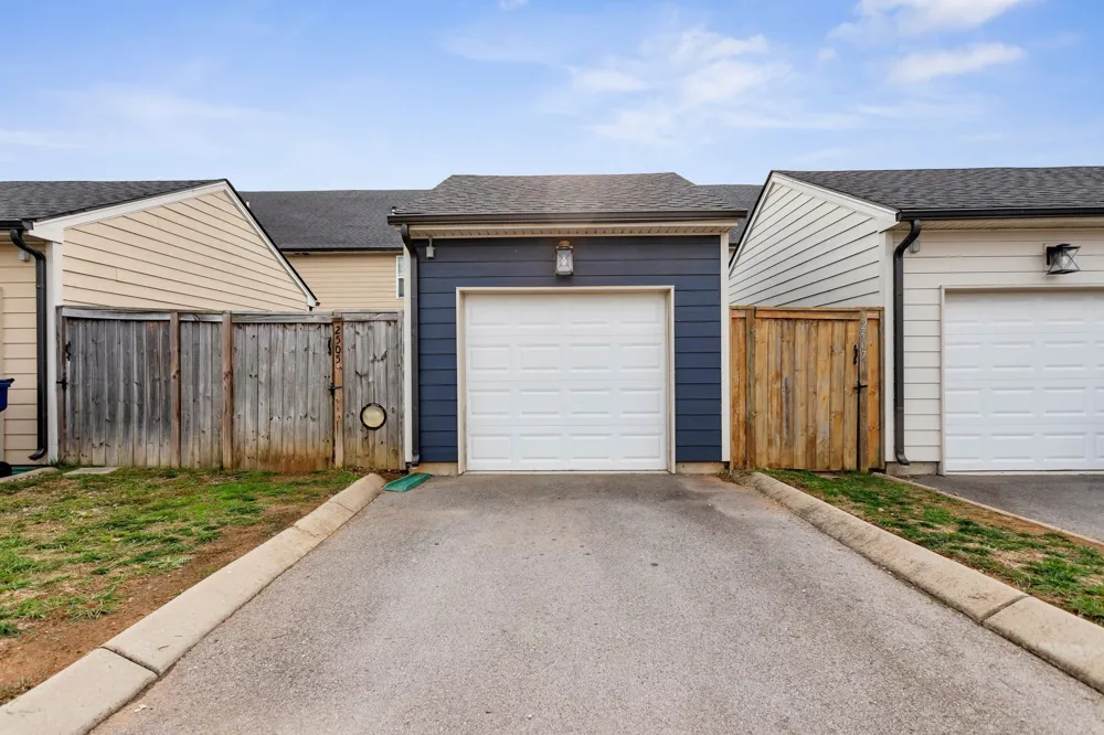 2505 Hidden Creek Ct Columbia, TN 38401