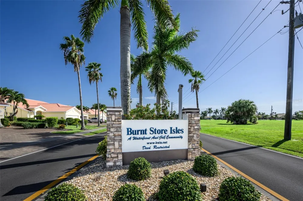 327 MONACO DRIVE #12 Punta Gorda, FL 33950