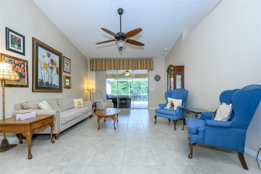 327 MONACO DRIVE #12 Punta Gorda, FL 33950