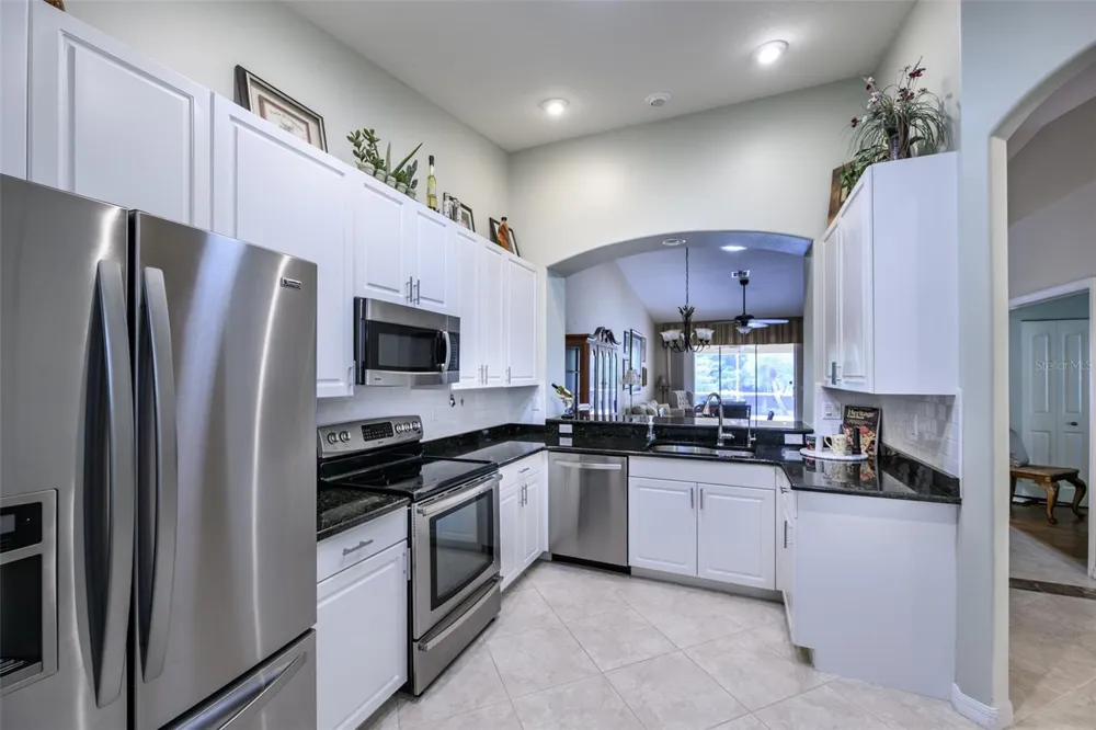 327 MONACO DRIVE #12 Punta Gorda, FL 33950