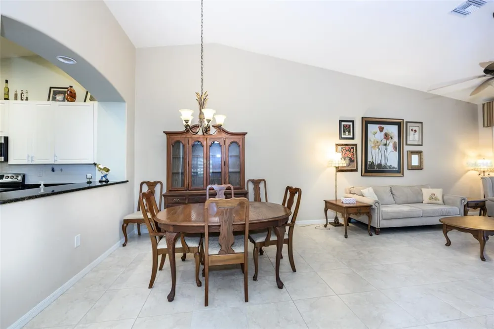 327 MONACO DRIVE #12 Punta Gorda, FL 33950