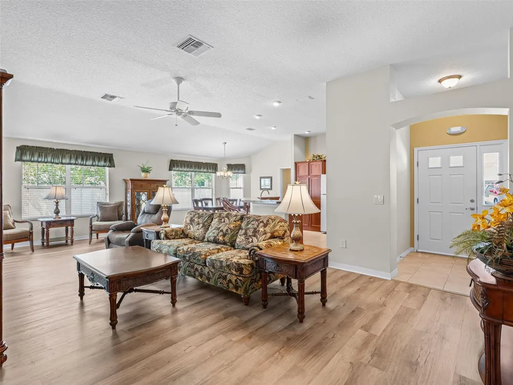 1134 SOUTHERN SUN DRIVE The Villages, FL 32162