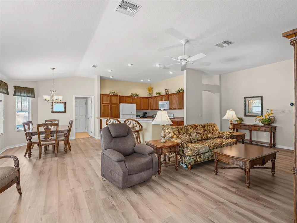 1134 SOUTHERN SUN DRIVE The Villages, FL 32162