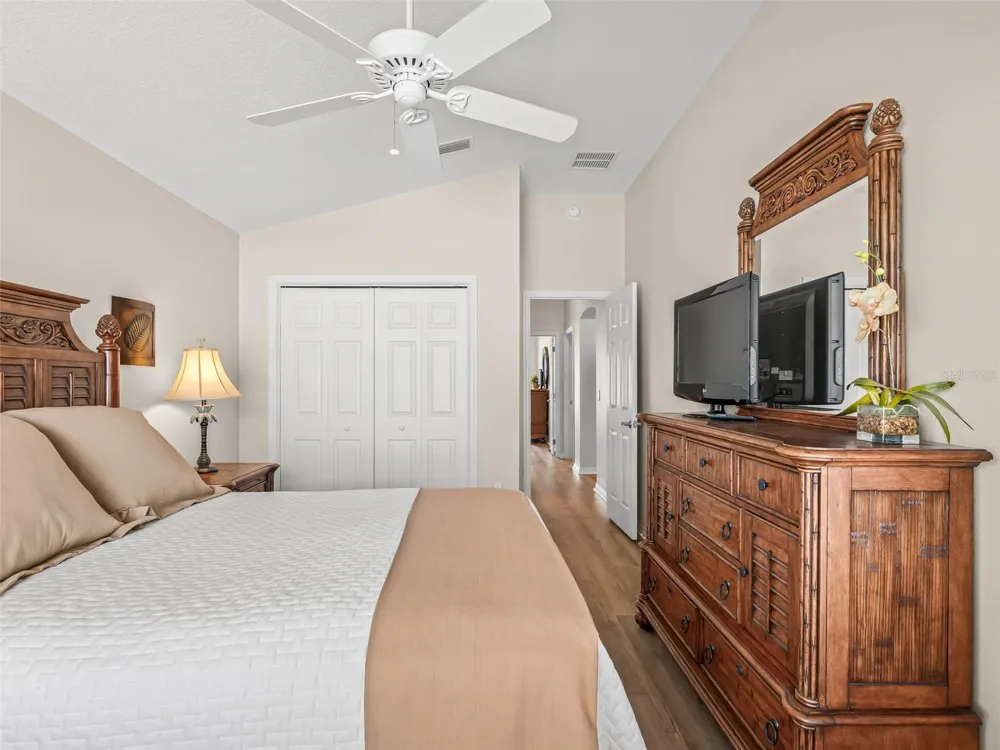 1134 SOUTHERN SUN DRIVE The Villages, FL 32162