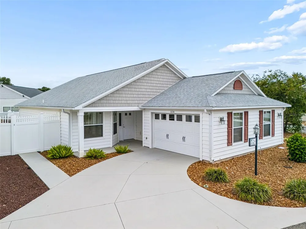 1134 SOUTHERN SUN DRIVE The Villages, FL 32162