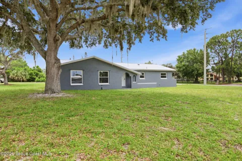 2712 Padden Court