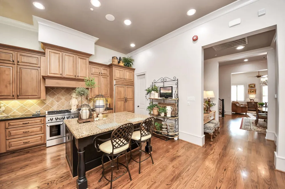 1406 Lake Pointe Parkway Sugar Land, TX 77478