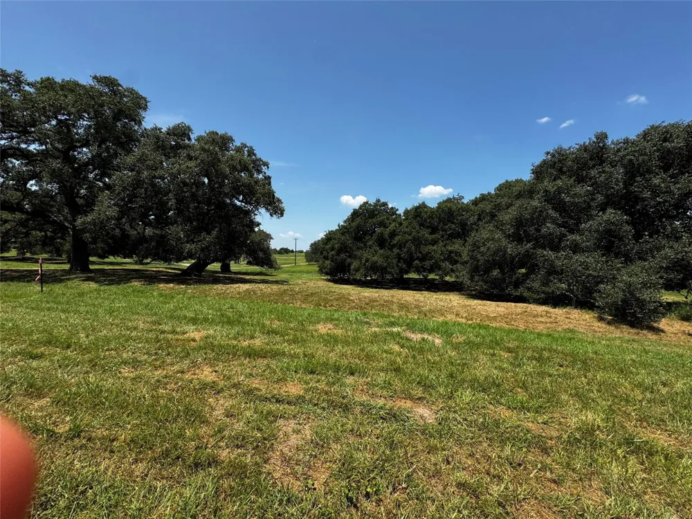 427 Knezek Road Flatonia, TX 78941
