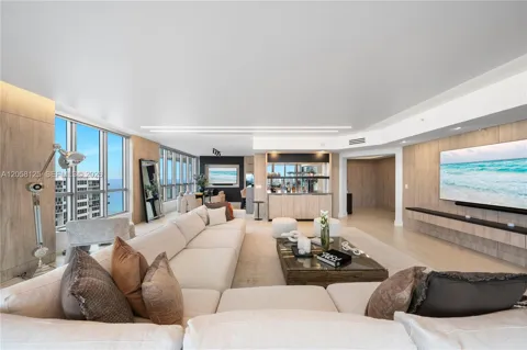 3535 S Ocean Dr #1506