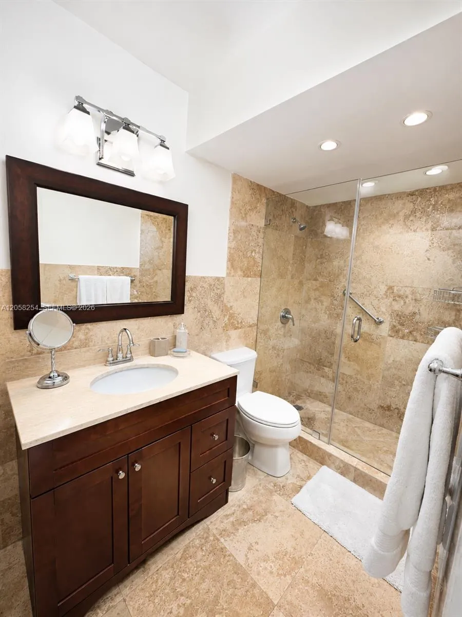 100 Lincoln Rd #602 Miami Beach, FL 33139