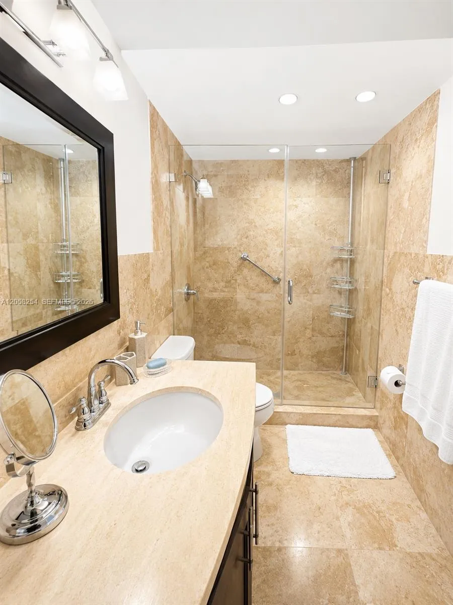 100 Lincoln Rd #602 Miami Beach, FL 33139
