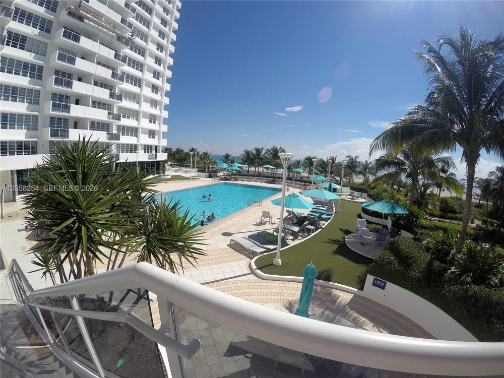 100 Lincoln Rd #602 Miami Beach, FL 33139