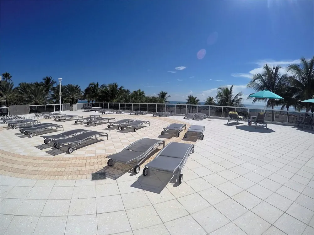 100 Lincoln Rd #602 Miami Beach, FL 33139