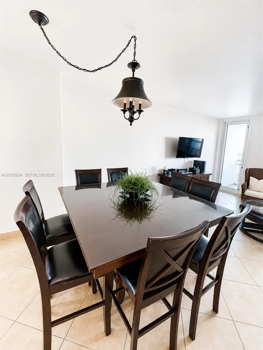 100 Lincoln Rd #602 Miami Beach, FL 33139