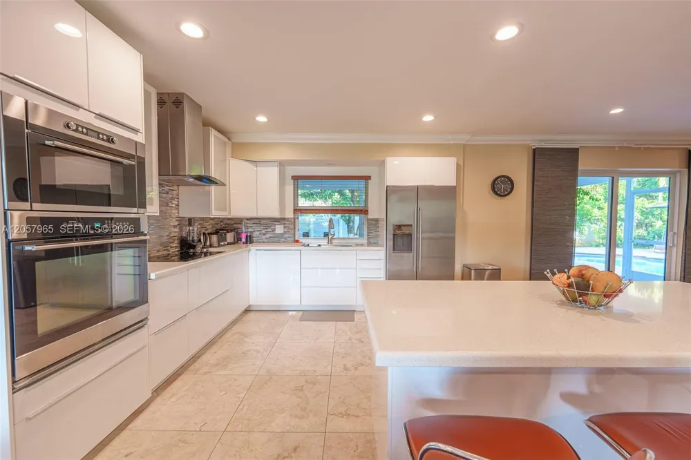 740 Ridgewood Ln Plantation, FL 33317