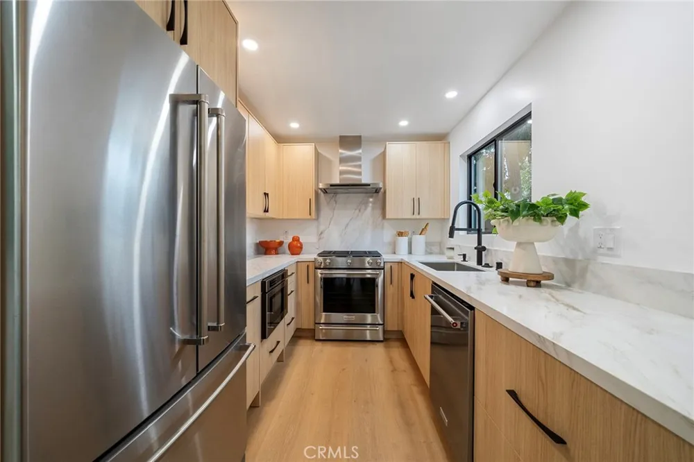 2225 Shoredale Los Angeles, CA 90031
