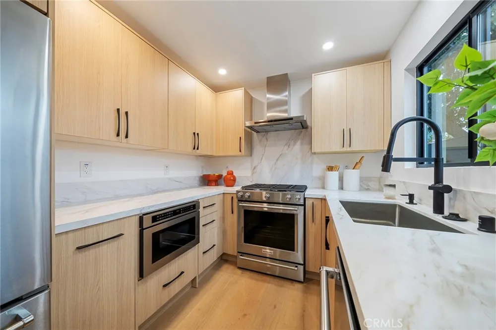 2225 Shoredale Los Angeles, CA 90031