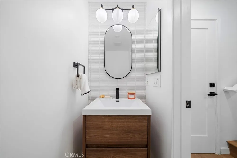 2225 Shoredale Los Angeles, CA 90031