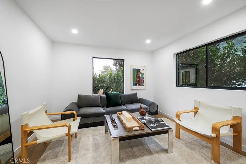 2225 Shoredale Los Angeles, CA 90031