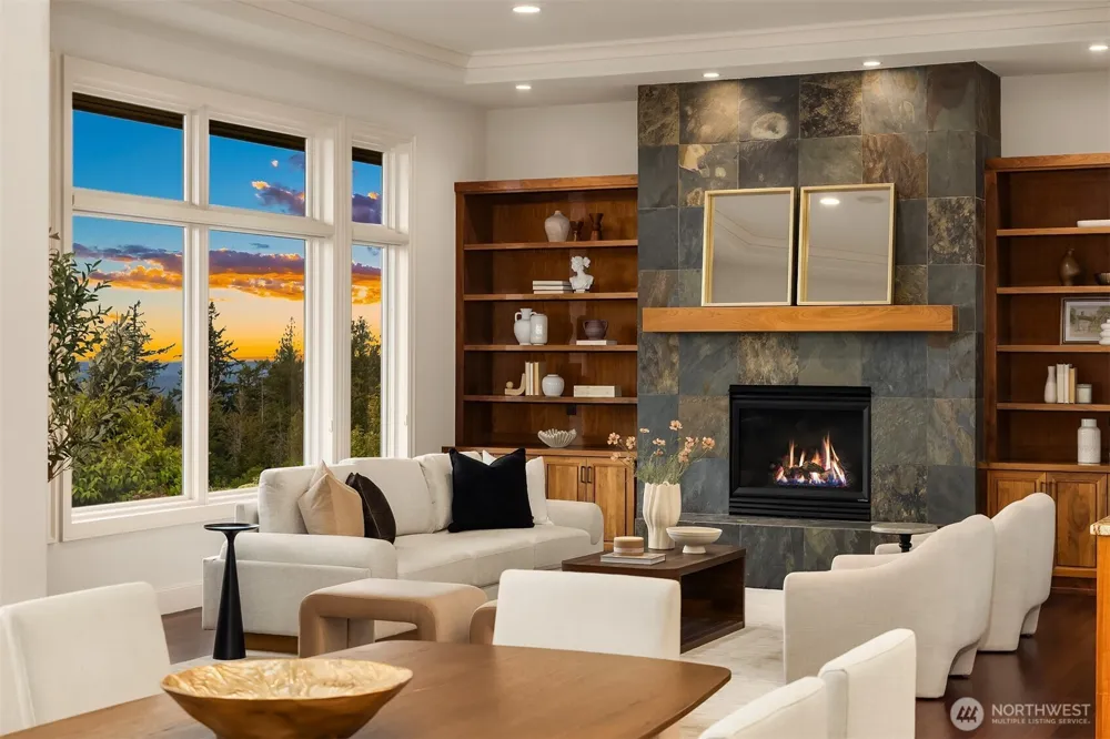 3052 NE Harrison Street Issaquah, WA 98029
