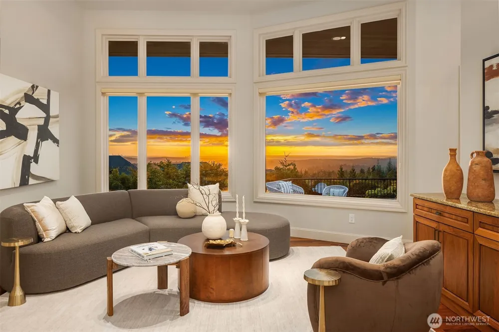 3052 NE Harrison Street Issaquah, WA 98029