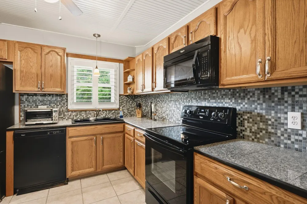 2440 WORLD PARKWAY BOULEVARD #34 Clearwater, FL 33763