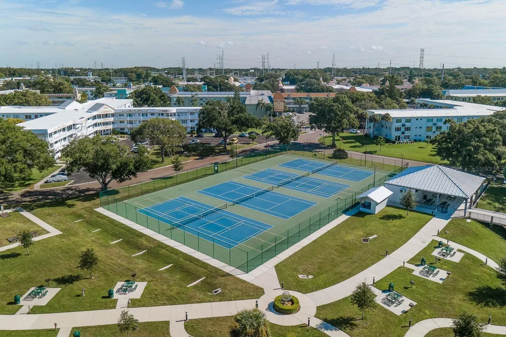 2440 WORLD PARKWAY BOULEVARD #34 Clearwater, FL 33763