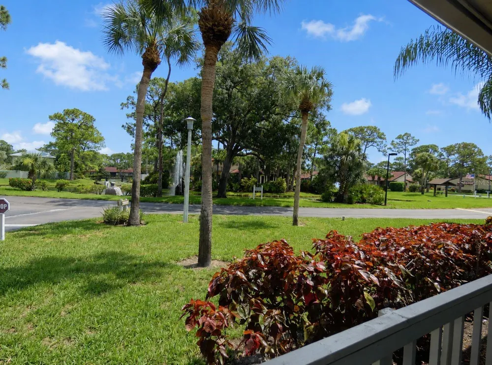 7917 PINEGROVE COURT #1 Sarasota, FL 34238