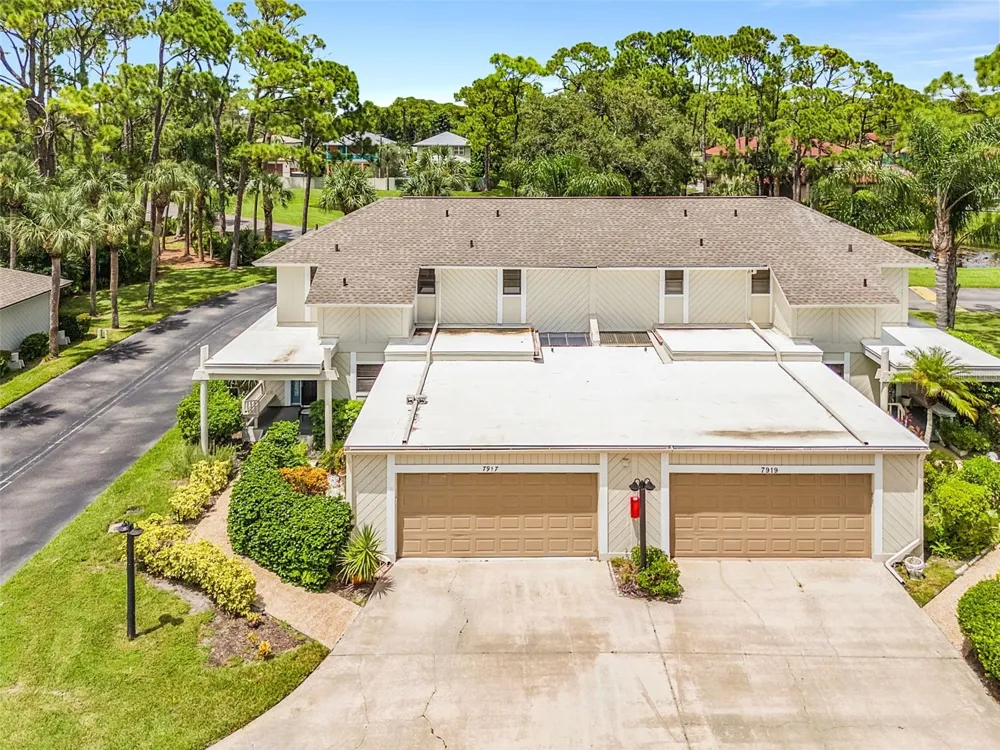7917 PINEGROVE COURT #1 Sarasota, FL 34238