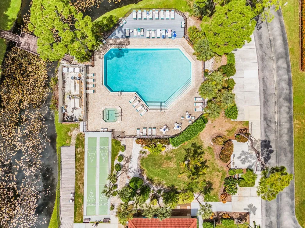 7917 PINEGROVE COURT #1 Sarasota, FL 34238