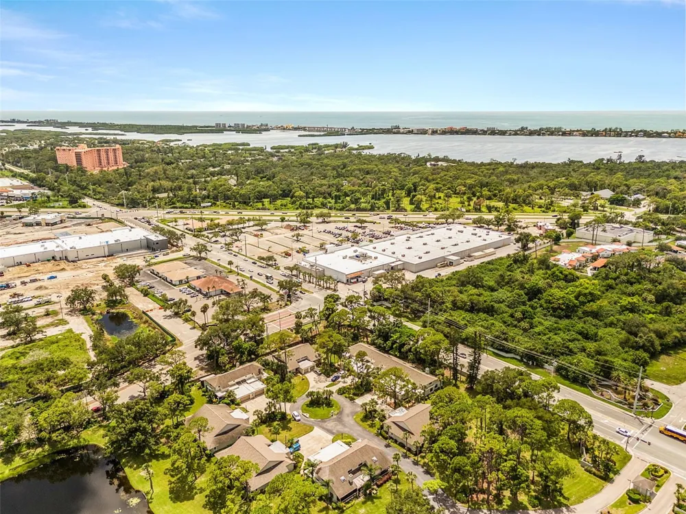 7917 PINEGROVE COURT #1 Sarasota, FL 34238