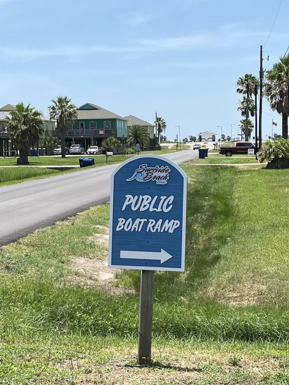 310 Jettyview Road Surfside Beach, TX 77541