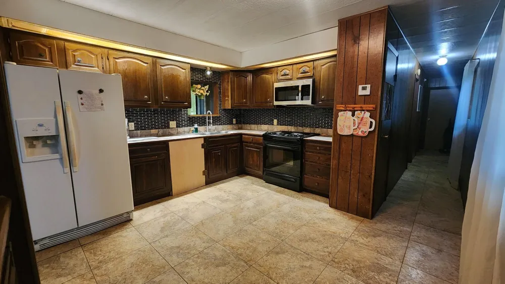 465 Pecan Onalaska, TX 77360