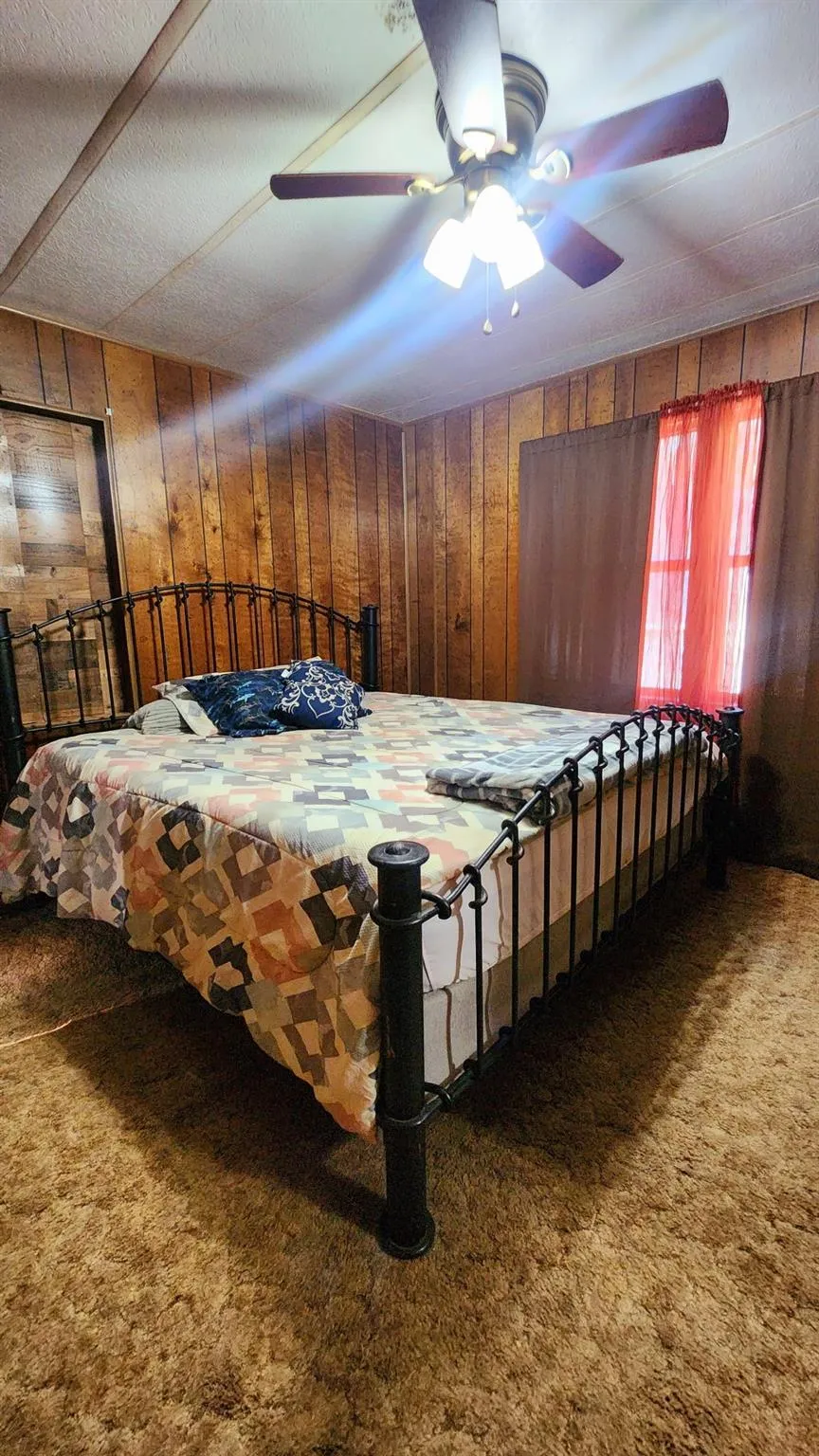 465 Pecan Onalaska, TX 77360