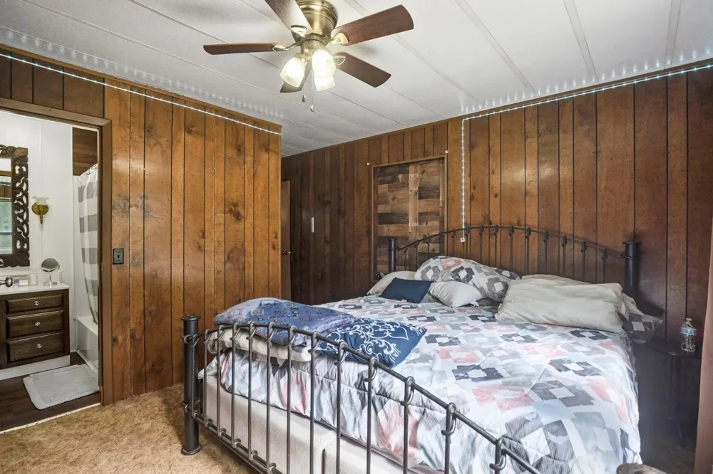465 Pecan Onalaska, TX 77360