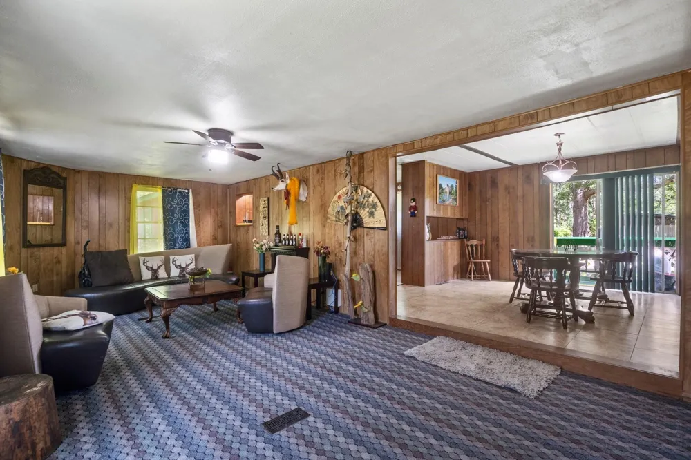 465 Pecan Onalaska, TX 77360