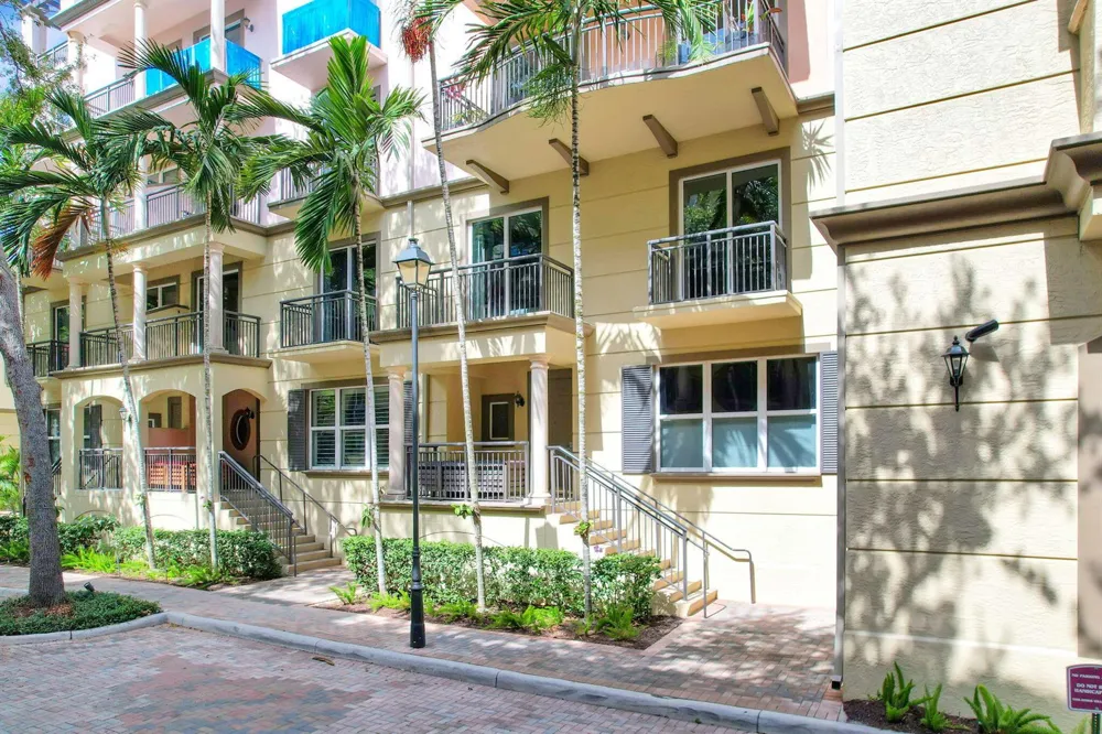2601 NE 14th Avenue #115 Wilton Manors, FL 33334