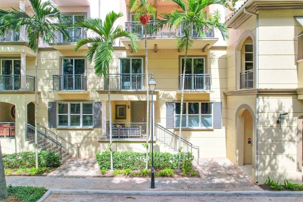 2601 NE 14th Avenue #115 Wilton Manors, FL 33334