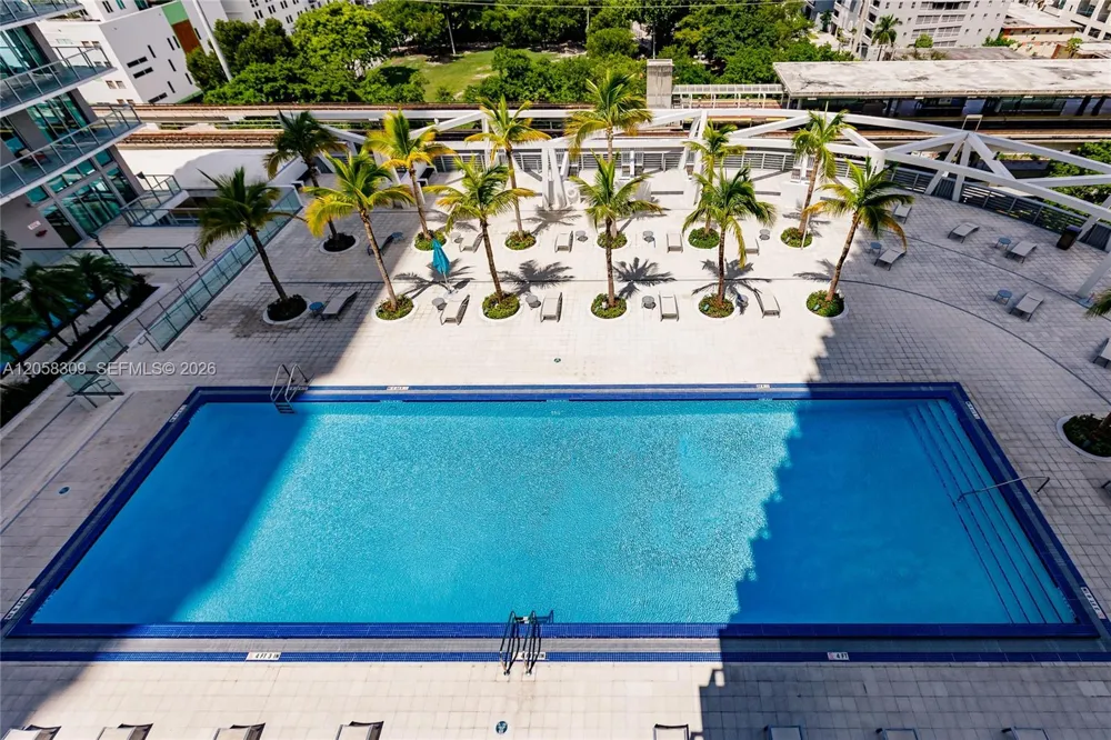 1111 SW 1 AV #1414-N Miami, FL 33130