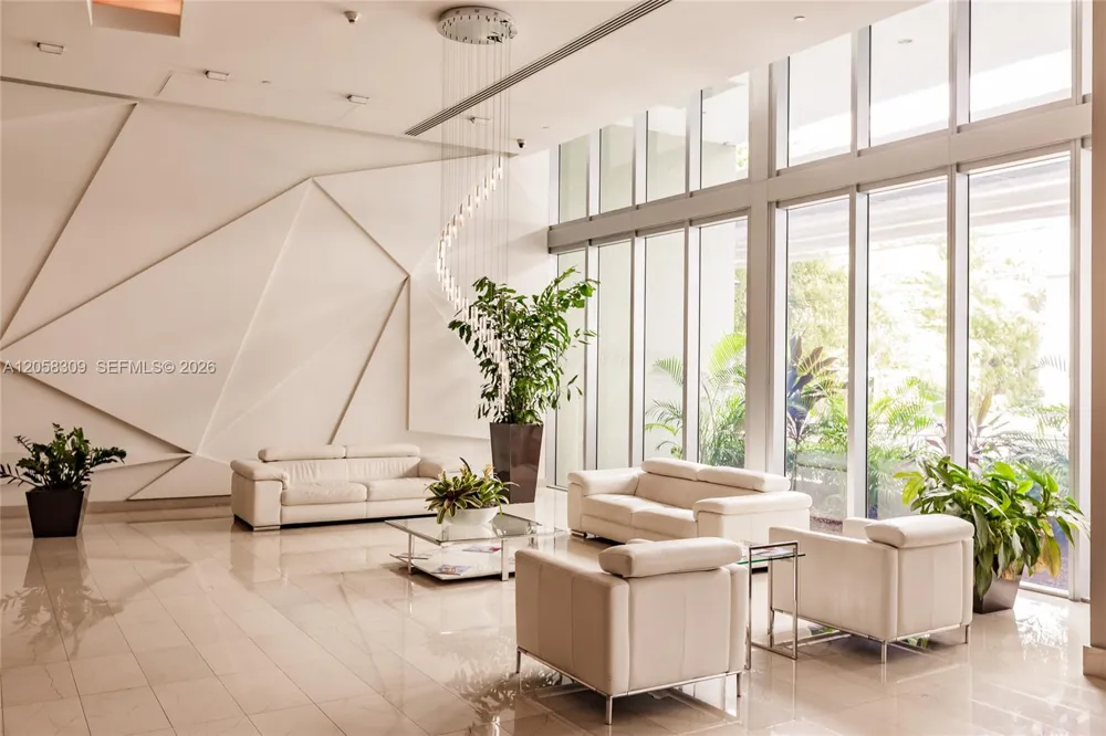 1111 SW 1 AV #1414-N Miami, FL 33130