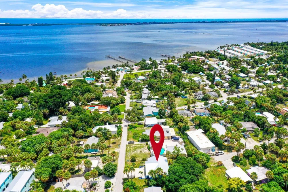 2132 NE Pelican Terrace Jensen Beach, FL 34957