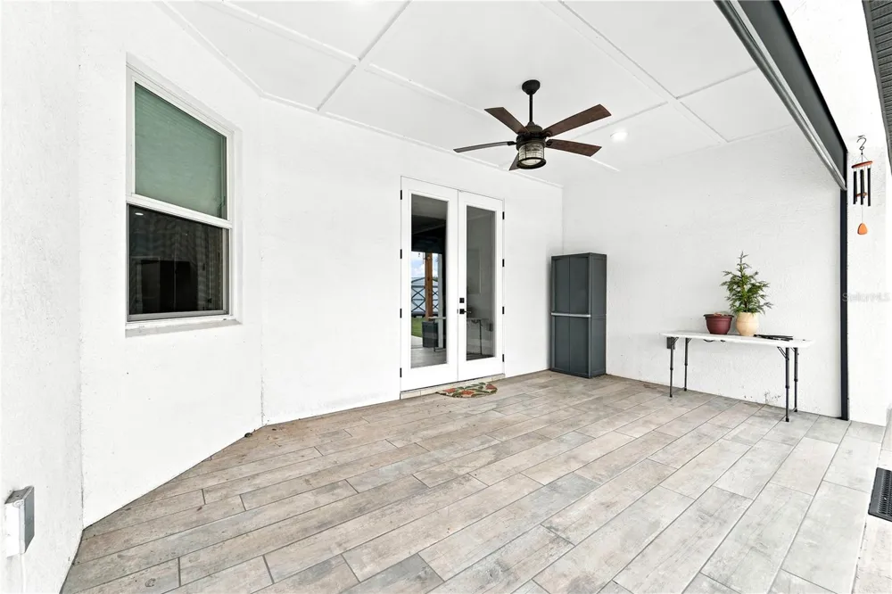 125 LONGWOOD DRIVE Osteen, FL 32764
