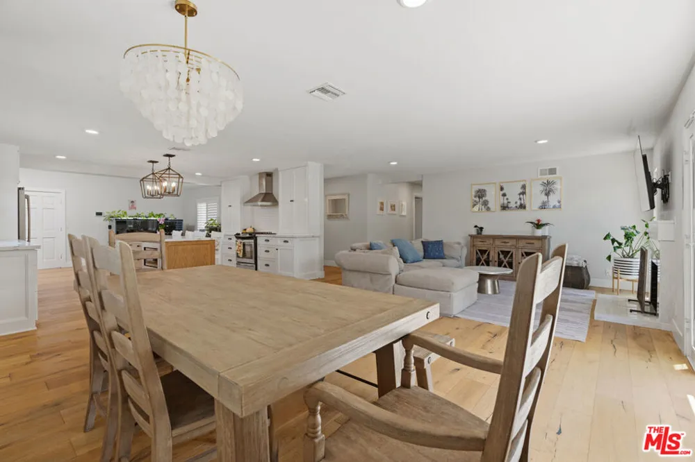 7022 Lofty Grove Drive Rancho Palos Verdes, CA 90275