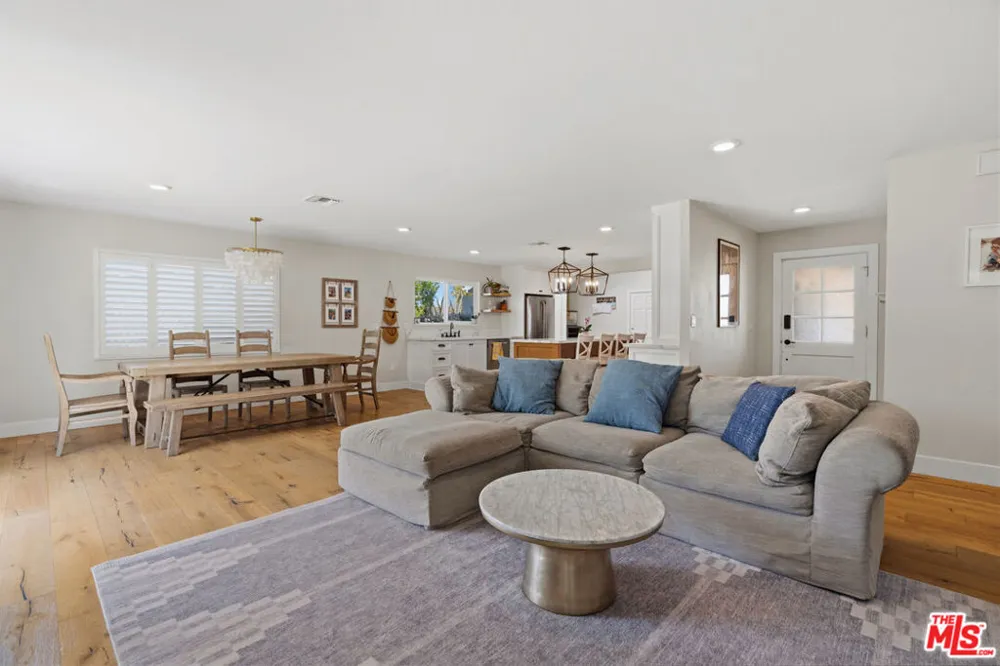 7022 Lofty Grove Drive Rancho Palos Verdes, CA 90275