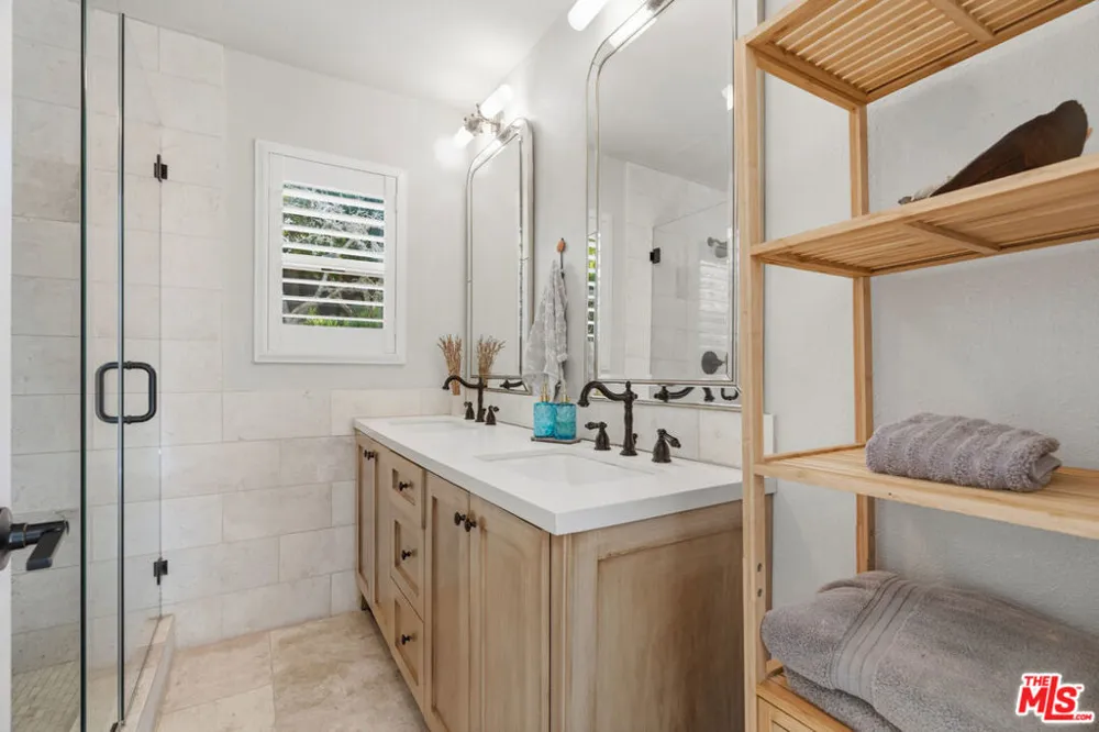 7022 Lofty Grove Drive Rancho Palos Verdes, CA 90275