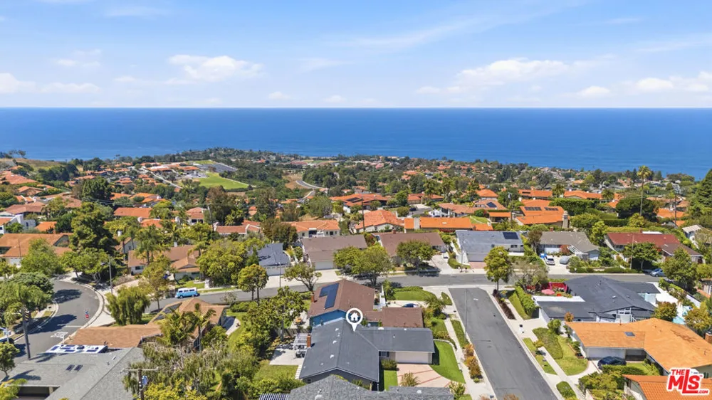 7022 Lofty Grove Drive Rancho Palos Verdes, CA 90275