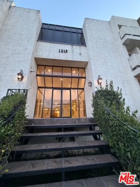 1215 Brockton Avenue #106